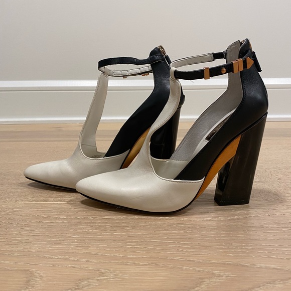 NWOT Black and white leather heels size 35.5 - Picture 3 of 11
